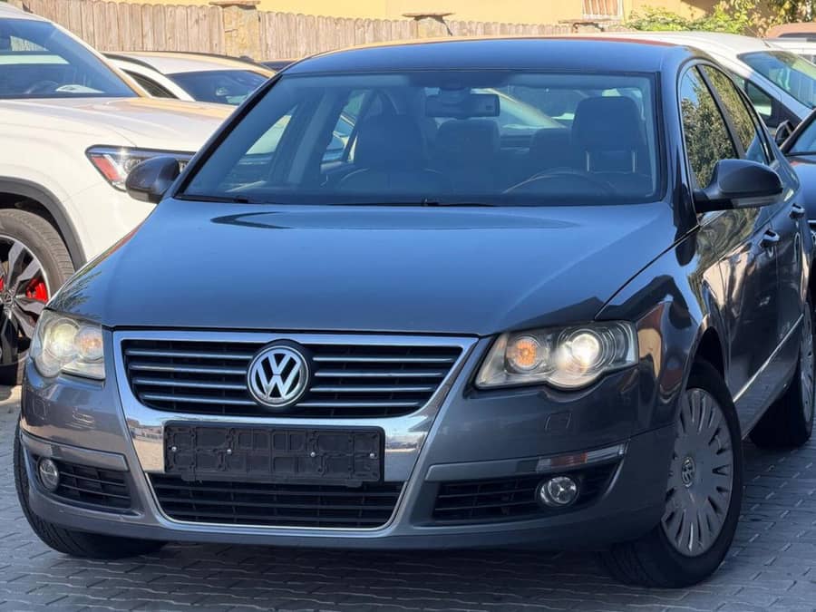 Volkswagen Passat Berlină Diesel 140 HP Manuală — fotografie 1 din 7