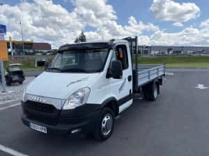 Iveco Daily 35C17 basculabil pe 3 parti, clima , an 2013, Spania — miniatura 6