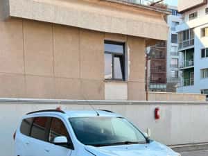 Dacia Lodgy 1.5 Dci 2015 // AC // Avariat Lovit // Navi // Inmatr. Ro — miniatura 3