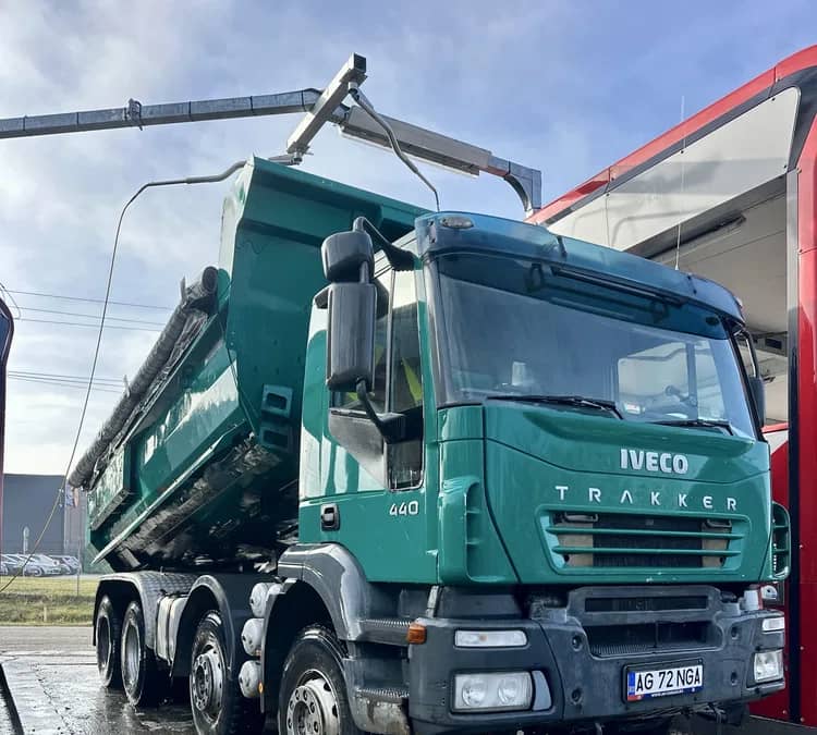 Vand bascula iveco Trakker — fotografie 1 din 10