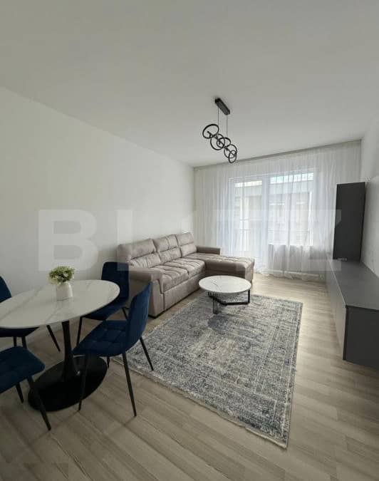 Apartament 1 camera, 39 mp, parcare, zona Parc Poligon — fotografie 1 din 5
