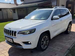 Vând Jeep Cherokee echipare top OVERLAND, an fabricație 2019 — miniatura 2