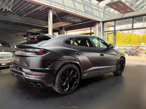 Lamborghini Urus SUV 666 cp, 6100 km, 367.452 EUR — miniatura 5