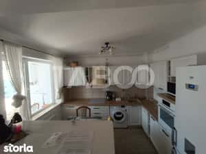 Apartament de vanzare cu 2 camere si balcon zona Siretului Sibiu — miniatura 4