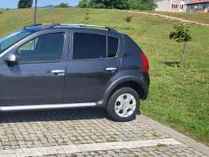 Dacia Sandero Stepway 1.5 dci,euro5,an 2011 — miniatura 4
