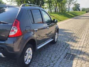 Dacia Sandero Stepway 1.5 dci,euro5,an 2011 — miniatura 6