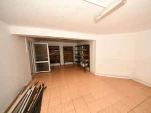 Vila spatioasa, pretabil pentru locuit/clinica, zona Micro 17 – Galati — miniatura 5