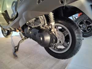 Scuter Piaggio Hexagon 250 scooter — miniatura 8