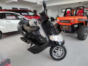 Scuter Piaggio Hexagon 250 scooter — miniatura 10