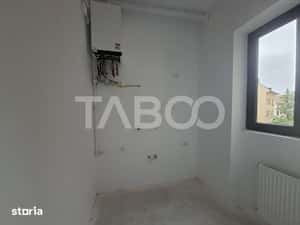 Garsoniera decomandata de vanzare in zona Centrala - cladire renovata — miniatura 4