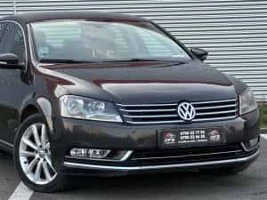 Vand Volkswagen Passat B7 inmatriculata RO 2.0TDI impecabila urgent — miniatura 9