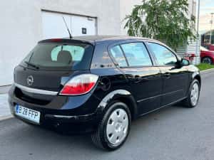 Opel astra h 1.4 Benzina 117000 mi km un singur propietar — miniatura 5
