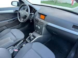 Opel astra h 1.4 Benzina 117000 mi km un singur propietar — miniatura 7