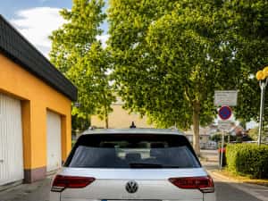 VW Golf 8 Variant 2.0 TDI 116 CP 2023 Euro 6 — miniatura 2