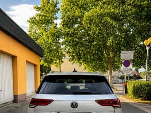 VW Golf 8 Variant 2.0 TDI 116 CP 2023 Euro 6 — miniatura 10