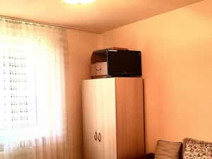 Vând apartament 2 camere, zonă centrală, Deva — miniatura 3