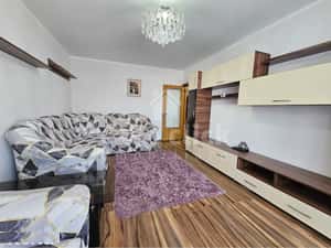 3 camere decomandate, mobilat, dressing – Piața Centrală