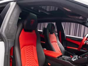 Lamborghini Urus 2020, 65.000 km, 195.000 EUR — miniatura 3