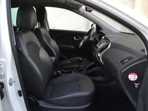 Hyundai ix35 2.0d Luxury Edition în stare impecabilă — miniatura 7