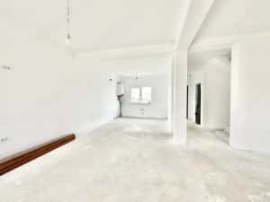 Duplex cu 4 camere si 2 bai - 400 mp de teren - Mosnita — miniatura 1