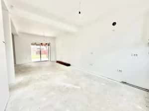 Duplex cu 4 camere si 2 bai - 400 mp de teren - Mosnita — miniatura 3