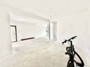 Duplex cu 4 camere si 2 bai - 400 mp de teren - Mosnita — miniatura 6