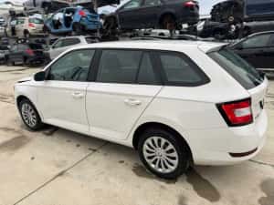 Skoda Fabia 3 FACELIFT 1.0 TSI 90CP 2021 euro6 avariat lovit avariate — miniatura 6