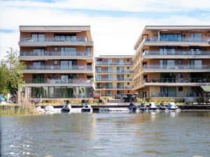 Apartament Club Lac Snagov- Proprietar-Deschidere lac+Piscina-2 camere — miniatura 3