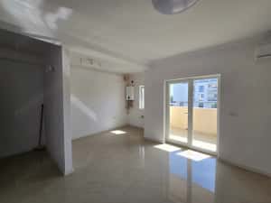 Apartament 3 camere, Zona Torontalui, Nemobilat, Bloc Nou, Loc de parcare inclus — miniatura 2