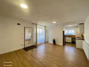 Apartament de vânzare în Sibiu – 3 camere, parcare inclusă — miniatura 2