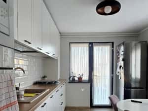Proprietate Piatra Neamt - casa eleganta camin de suflet — miniatura 10