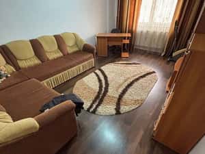 Inchiriez ap 3 camere