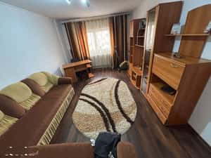 Inchiriez ap 3 camere — miniatura 3