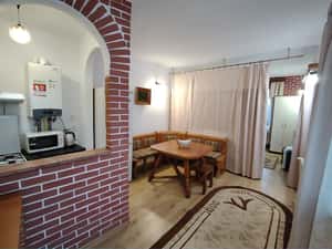 Ap. 1 cam, etaj Casa, zona UMF, Sărărie — miniatura 5