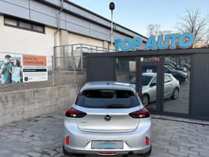 Opel Corsa Manuală 75 HP Benzină — miniatura 4