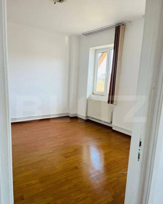 Apartament luminos cu 2 camere - Centrul Civic — fotografie 1 din 5