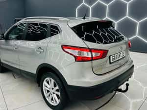 Nissan Qashqai 1.5D E6 Manuală 110 HP Diesel — miniatura 3