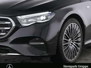 Mercedes-Benz E 300 Hibrid - 28.870 km - 2025 — miniatura 2