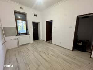 Vand apartament 2 camere, renovat, central-Turnul de Apa — miniatura 5