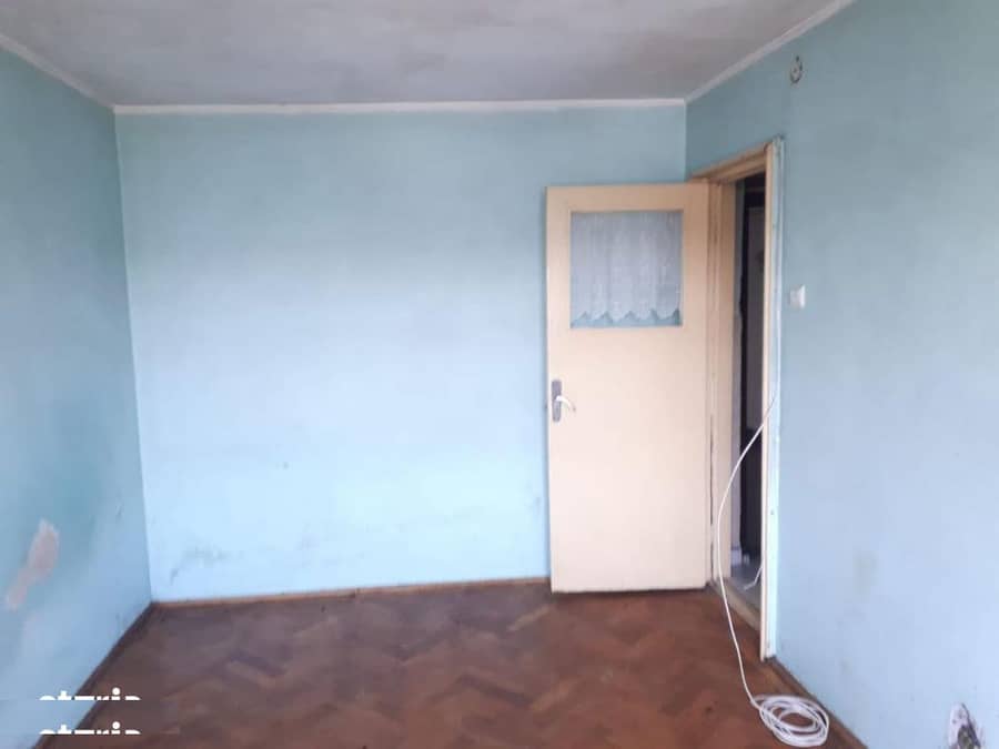 Apartament 1 camera Micro38 et4/4 ,N-uri,bloc mixt ,simpla 23000 euro — fotografie 1 din 6