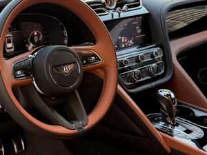 BENTLEY BENTAYGA EWB AZURE V8 – EXTENDED WHEELBASE LUXURY — miniatura 3