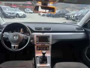 Volkswagen Passat 1.6Tdi — miniatura 5