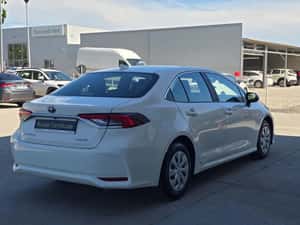 Toyota Corolla 1.8 HSD Business Hybrid 122 CP - Car No 63 — miniatura 4
