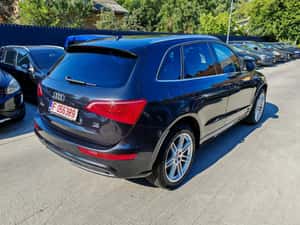 Audi Q5 2.0TDI 170CP — miniatura 3