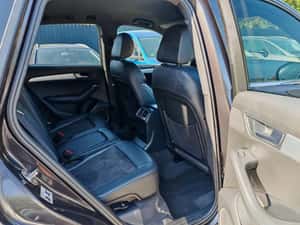 Audi Q5 2.0TDI 170CP — miniatura 7