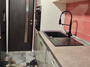 Apartament 3 camere de vânzare  Piata Gorjului-centrala proprie — miniatura 5