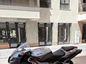 Aprilia rsv 1000rr — miniatura 7