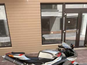 Aprilia rsv 1000rr — miniatura 10