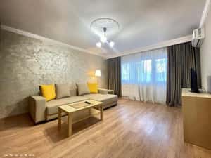 Garsonieră modernă, proaspăt renovată / Piața Alba Iulia