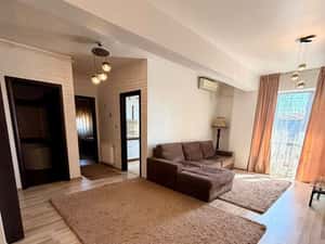 AP 2 CAMERE , PARCARE , STR DOINEI DOBROESTI FUNDENI — miniatura 3